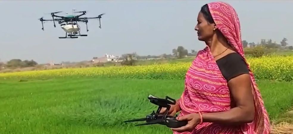 Government will give 15000 drones to women farmers for use in farming